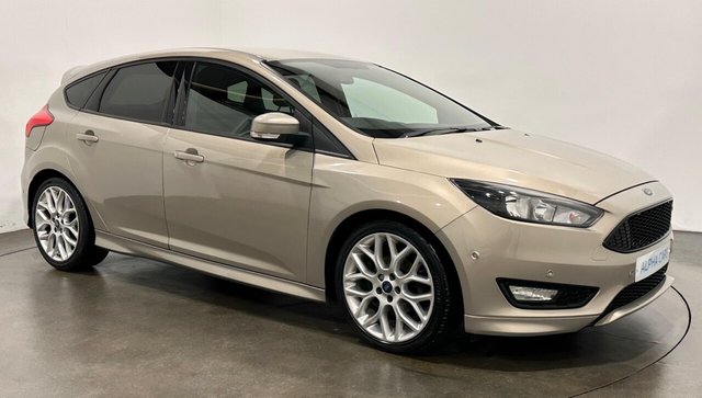 2016 66 Ford Focus 1.5 TDCi ST-Line Hatchback 5dr Diesel Manual Euro 6 (s/s) (120 ps)