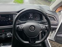 USED 2018 18 VOLKSWAGEN T-ROC 1.0 TSI SE SUV 5dr Petrol Manual Euro 6 (s/s) (115 ps) Front and Rear Parking Sensors