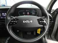 USED 2022 72 KIA NIRO 1.6h GDi 2 SUV 5dr Petrol Hybrid DCT Euro 6 (s/s) (139 bhp) ANDROID APPLE CARPLAY REAR VIEW CAMERA CRUISE CONTROL PARKING SENSORS 1 OWNER SERVICE HISTORY WARRANTY