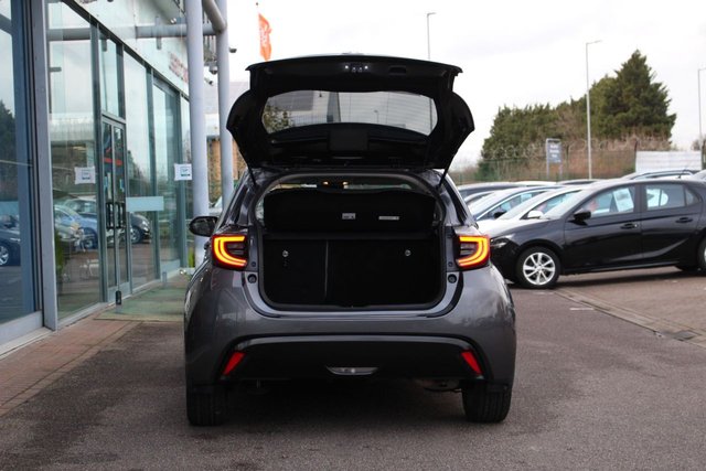 2022 TOYOTA YARIS 1.5 VVT-h Excel Hatchback 5dr Petrol Hybrid E-CVT Euro 6 (s/s) (116 ps) - Photo 7