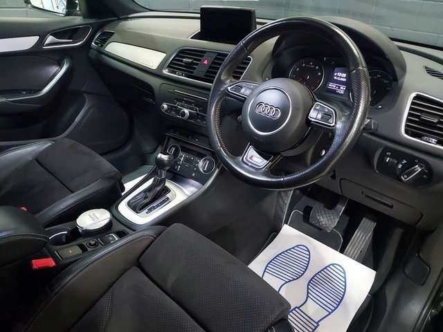 2016 AUDI Q3 - Photo 2