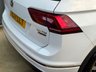 USED 2017 17 VOLKSWAGEN TIGUAN R-Line 2.0 TDI DSG 4Motion BlueMotion Tech SUV 5dr Diesel  Euro 6 (s/s) (150 ps) 