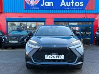 USED 2024 24 TOYOTA C-HR 1.8 VVT-h Icon CVT Euro 6 (s/s) 5dr New Shape+Nav+Camera+1owner