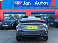 USED 2024 24 TOYOTA C-HR 1.8 VVT-h Icon CVT Euro 6 (s/s) 5dr New Shape+Nav+Camera+1owner