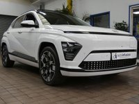 USED 2023 73 HYUNDAI KONA 65.4kWh Ultimate SUV 5dr Electric Auto (218 ps) SAT NAV SUNROOF PART LEATHER REAR VIEW CAMERA CARPLAY PARKING SENSORS 1 OWNER SERVICE HISTORY HYUNDAI WARRANTY TILL NOV 2028