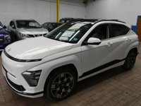 USED 2023 73 HYUNDAI KONA 65.4kWh Ultimate SUV 5dr Electric Auto (218 ps) SAT NAV SUNROOF PART LEATHER REAR VIEW CAMERA CARPLAY PARKING SENSORS 1 OWNER SERVICE HISTORY HYUNDAI WARRANTY TILL NOV 2028