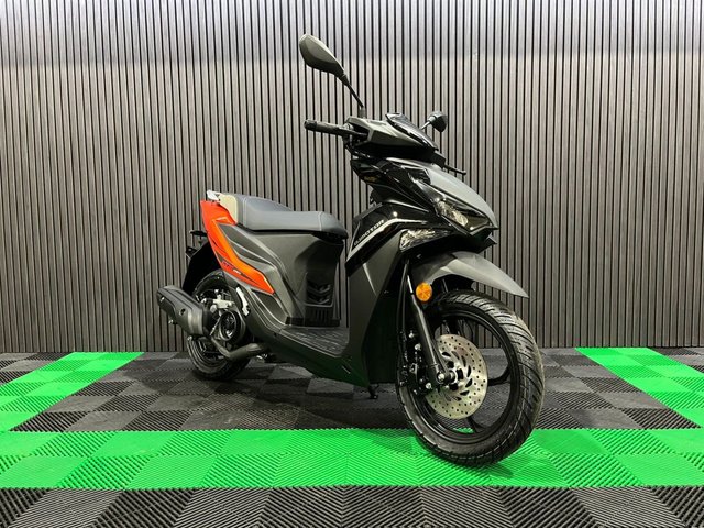 View our QJMOTOR LTS 125 S