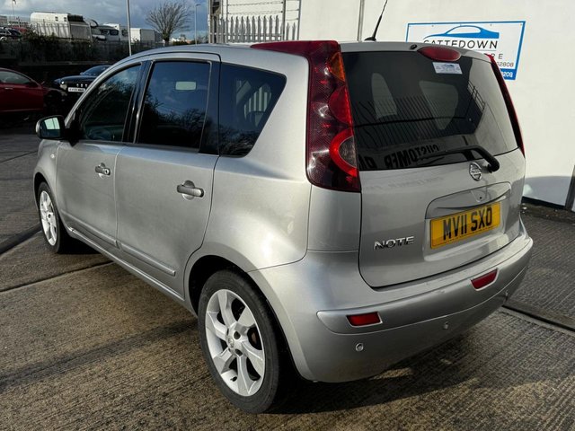 2011 Nissan Note 1.6L Tekna 5dr - Photo 3