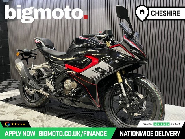 View our QJMOTOR SRK 125 R