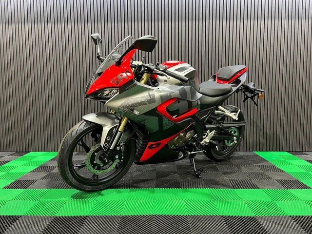 View our QJMOTOR SRK 125 R