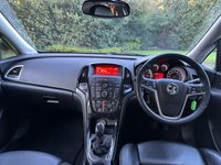 USED 2015 15 VAUXHALL ASTRA 1.6i Elite Hatchback 5dr Petrol Manual Euro 6 (115 ps) Heated, Leather Seats