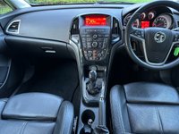 USED 2015 15 VAUXHALL ASTRA 1.6i Elite Hatchback 5dr Petrol Manual Euro 6 (115 ps) Heated, Leather Seats