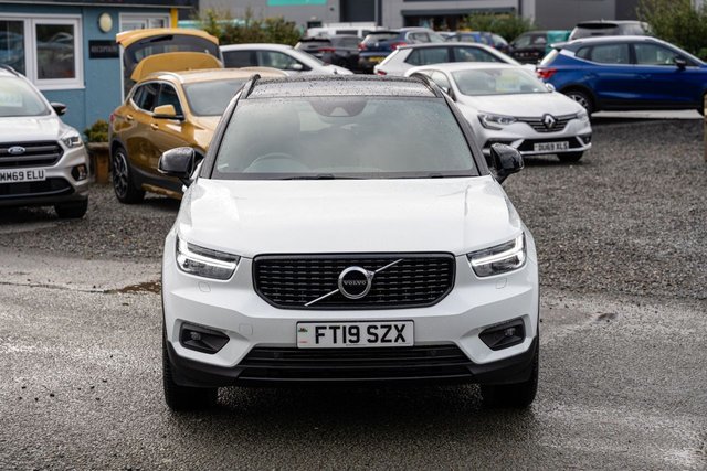 2019 VOLVO XC40 2.0 T4 R-Design Pro SUV 5dr Petrol Auto AWD Euro 6 (s/s) (190 ps) - Photo 2