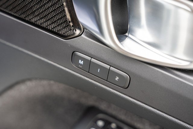 2019 VOLVO XC40 2.0 T4 R-Design Pro SUV 5dr Petrol Auto AWD Euro 6 (s/s) (190 ps) - Photo 9