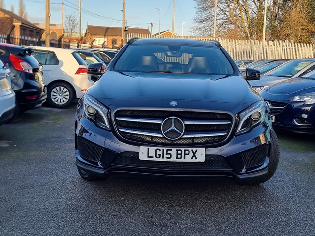 2015 MERCEDES-BENZ GLA 2.1 GLA220d AMG Line (Premium Plus) SUV 5dr Diesel 7G-DCT 4MATIC Euro 6 (s/s) (170 ps) - Photo 3