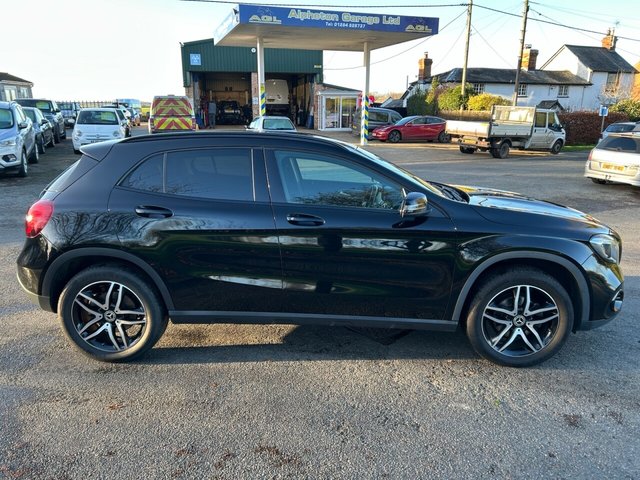 2020 Mercedes-Benz GLA - Photo 7