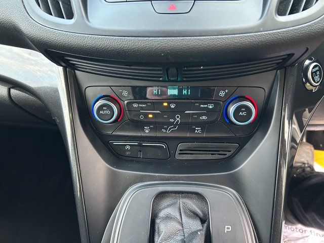 2017 FORD KUGA - Photo 12