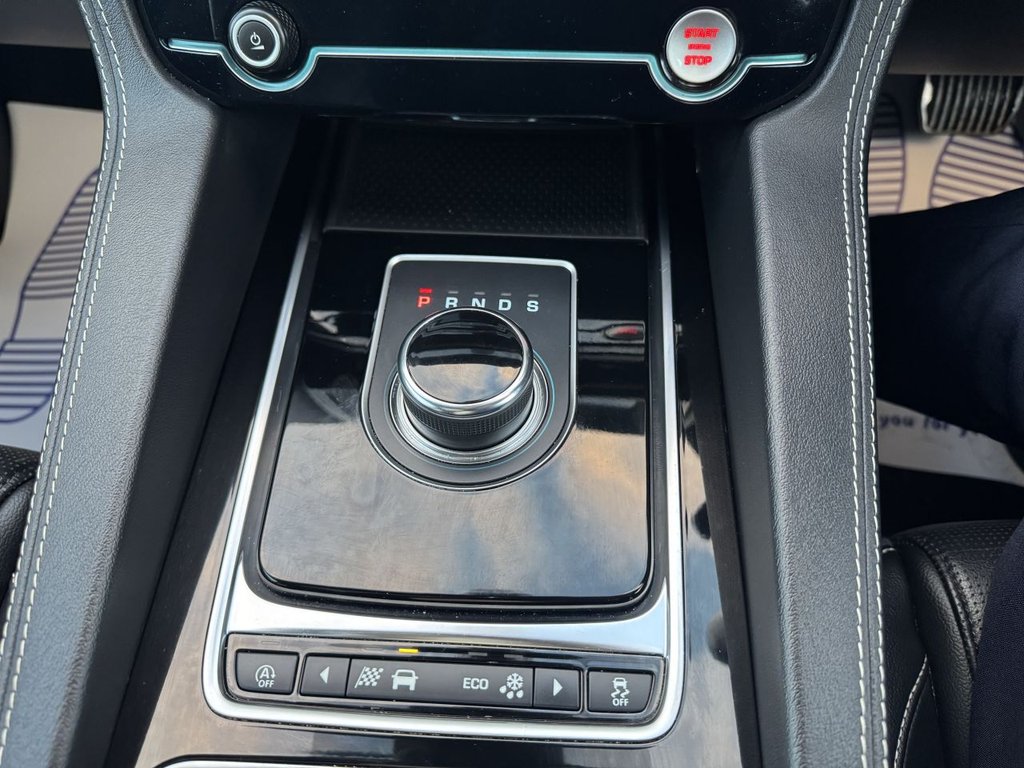 USED 2019 69 JAGUAR F-PACE 2.0 D180 Chequered Flag SUV 5dr Diesel Auto AWD Euro 6 (s/s) (180 ps) 
