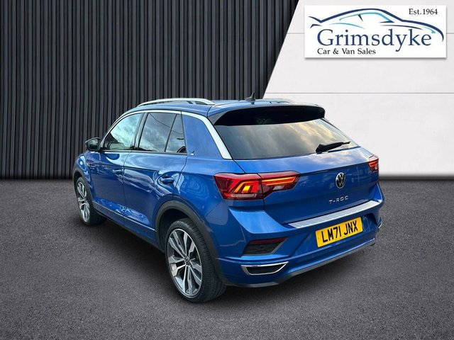 View our VOLKSWAGEN T-ROC