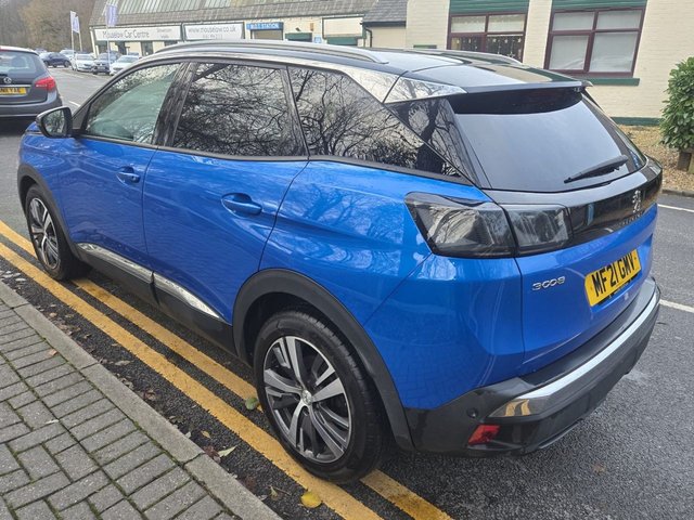 2021 PEUGEOT 3008 - Photo 3