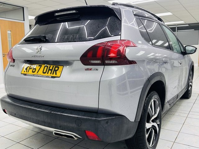 2017 PEUGEOT 2008 - Photo 2