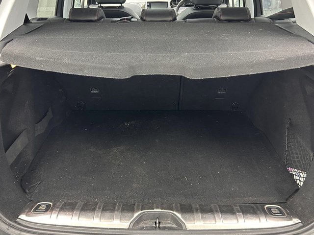 2017 PEUGEOT 2008 - Photo 5