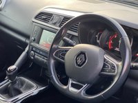 USED 2017 66 RENAULT KADJAR 1.6 dCi Dynamique S Nav SUV 5dr Diesel Manual Euro 6 (s/s) (130 ps) STUNNING COLOUR