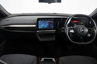 USED 2023 23 RENAULT 11 60kWh iconic Auto 5dr (optimum charge) SATNAV,CAMERA,CAR PLAY,HEATED