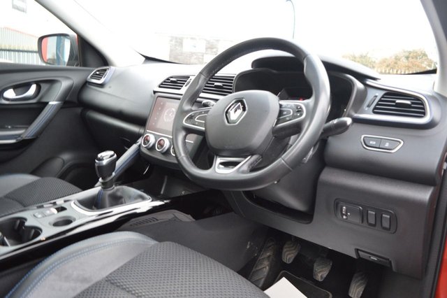 2020 RENAULT KADJAR 1.5 Blue dCi S Edition SUV 5dr Diesel Manual Euro 6 (s/s) (115 ps) Low Mileage - Photo 12