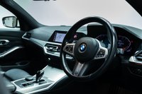 USED 2021 71 BMW 3 SERIES 2.0 330i M Sport Touring 5dr Petrol Auto Euro 6 (s/s) (258 ps) Black Vernasca Heated Leather