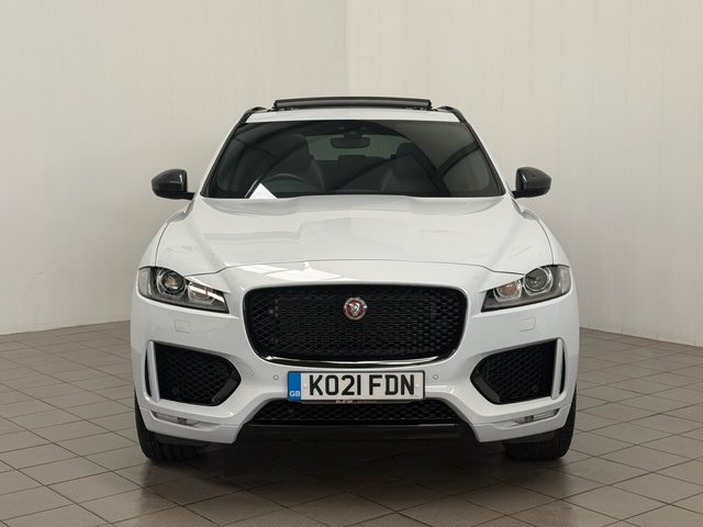 2021 Jaguar F-Pace 2L Chequered Flag 5dr - Photo 6
