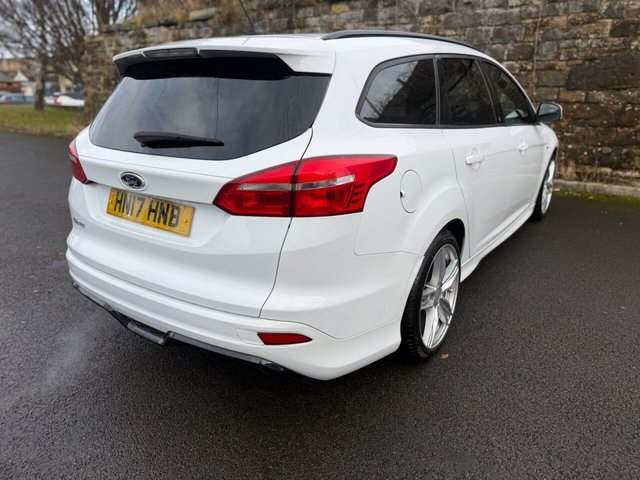 2017 Ford Focus 1.5L St-Line 5dr - Photo 6