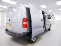 USED 2022 72 PEUGEOT EXPERT 1400 2.0 BLUEHDI 145 BHP PROFESSIONAL PREMIUM 6 DOOR CAR PLAY | 1400 WEIGHT | TWIN SIDE DOORS