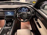USED 2017 17 JAGUAR XF 2.0I R-SPORT AUTO EURO 6 PETROL UK DELIVERY FLAT FEE &pound;175 (SUBJECT TO DEAL) *OVER 100 IMAGES ON OUR WEBSITE*BESPOKE FINANCE ARRANGED*PART EXCHANGE WELCOME*ALL VEHICLES HPI CLEAR
