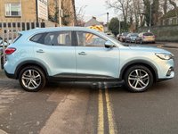 USED 2022 72 MG MG HS 1.5 T-GDI 16.6kWh Exclusive Auto Euro 6 (s/s) 5dr ONE OWNER FROM NEW