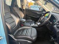USED 2022 72 MG MG HS 1.5 T-GDI 16.6kWh Exclusive Auto Euro 6 (s/s) 5dr ONE OWNER FROM NEW