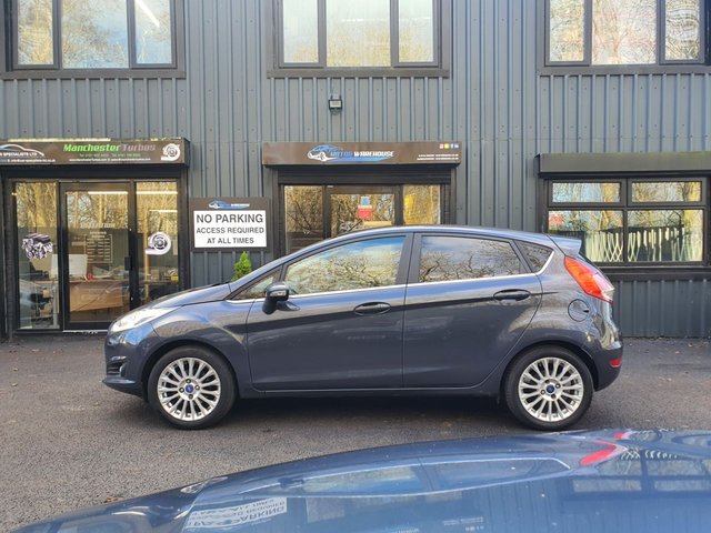2014 FORD FIESTA 1.0T EcoBoost Titanium Hatchback 5dr Petrol Manual Euro 5 (s/s) (100 ps) - Photo 2