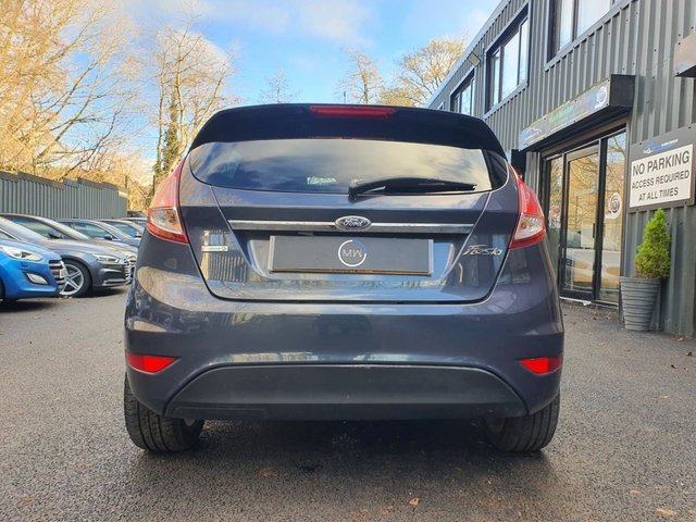 2014 FORD FIESTA 1.0T EcoBoost Titanium Hatchback 5dr Petrol Manual Euro 5 (s/s) (100 ps) - Photo 4