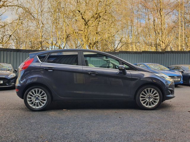 2014 FORD FIESTA 1.0T EcoBoost Titanium Hatchback 5dr Petrol Manual Euro 5 (s/s) (100 ps) - Photo 6