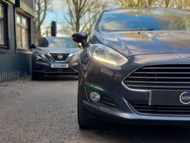 2014 FORD FIESTA 1.0T EcoBoost Titanium Hatchback 5dr Petrol Manual Euro 5 (s/s) (100 ps) - Photo 11