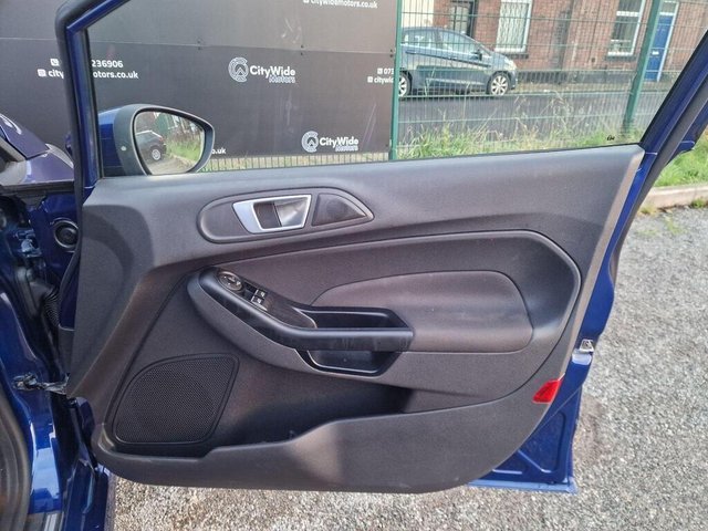 2016 FORD FIESTA 1.0T EcoBoost ST-Line Hatchback 5dr Petrol Manual Euro 6 (s/s) (140 ps) - Photo 12