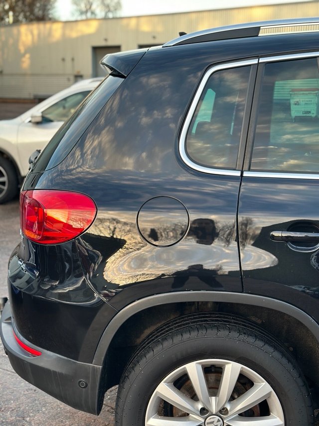 View our VOLKSWAGEN TIGUAN