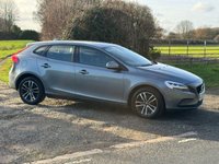USED 2018 68 VOLVO V40 1.5 T2 GPF Momentum Nav Plus Hatchback 5dr Petrol Auto Euro 6 (s/s) (122 ps) 