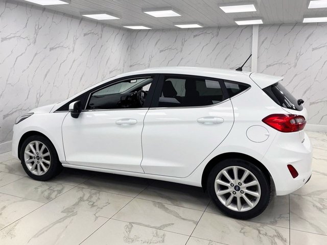 2018 Ford Fiesta 1L Titanium 5dr - Photo 12