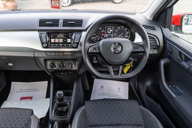 2017 SKODA FABIA 1.0 TSI RedLine Hatchback 5dr Petrol Manual Euro 6 (s/s) (110 ps) - Photo 7