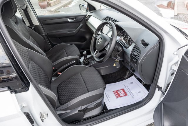 2017 SKODA FABIA 1.0 TSI RedLine Hatchback 5dr Petrol Manual Euro 6 (s/s) (110 ps) - Photo 10