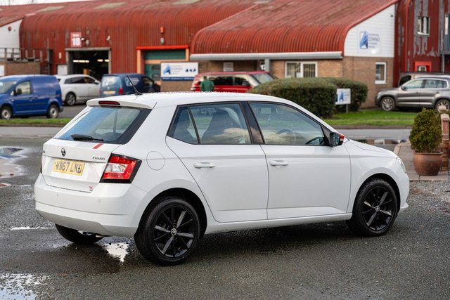 2017 SKODA FABIA 1.0 TSI RedLine Hatchback 5dr Petrol Manual Euro 6 (s/s) (110 ps) - Photo 6