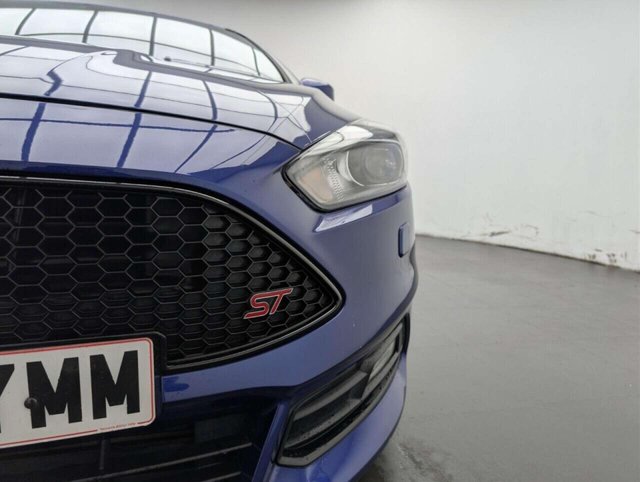 USED 2018 67 FORD FOCUS 2.0 TDCi ST-3 Hatchback 5dr Diesel Manual Euro 6 (s/s) (185 ps) HEATED F SEATS + R PARKING SENSORS CLICK & COLLECT/HOME DELIVERY