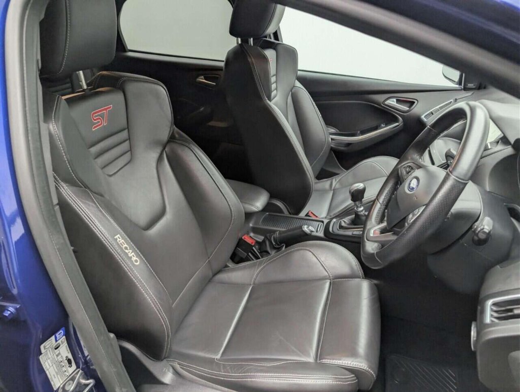 Used 2018 67 FORD FOCUS 2.0 TDCi ST-3 Hatchback 5dr Diesel Manual Euro 6 (s/s) (185 ps) HEATED F SEATS + R PARKING SENSORS CLICK & COLLECT/HOME DELIVERY