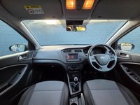 USED 2020 70 HYUNDAI I20 1.0 T-GDi SE Hatchback 5dr Petrol Manual Euro 6 (s/s) (100 ps) Climate control A/C, Lane Assist, Touch Screen Media System, Sat Nav, Bluetooth, Voice Control, Cruise Control, Apple Car Play, Android Auto, DAB Radio, Rear Parking Camera, Rear Sensors, Auto Headlights, USB/AUX input
